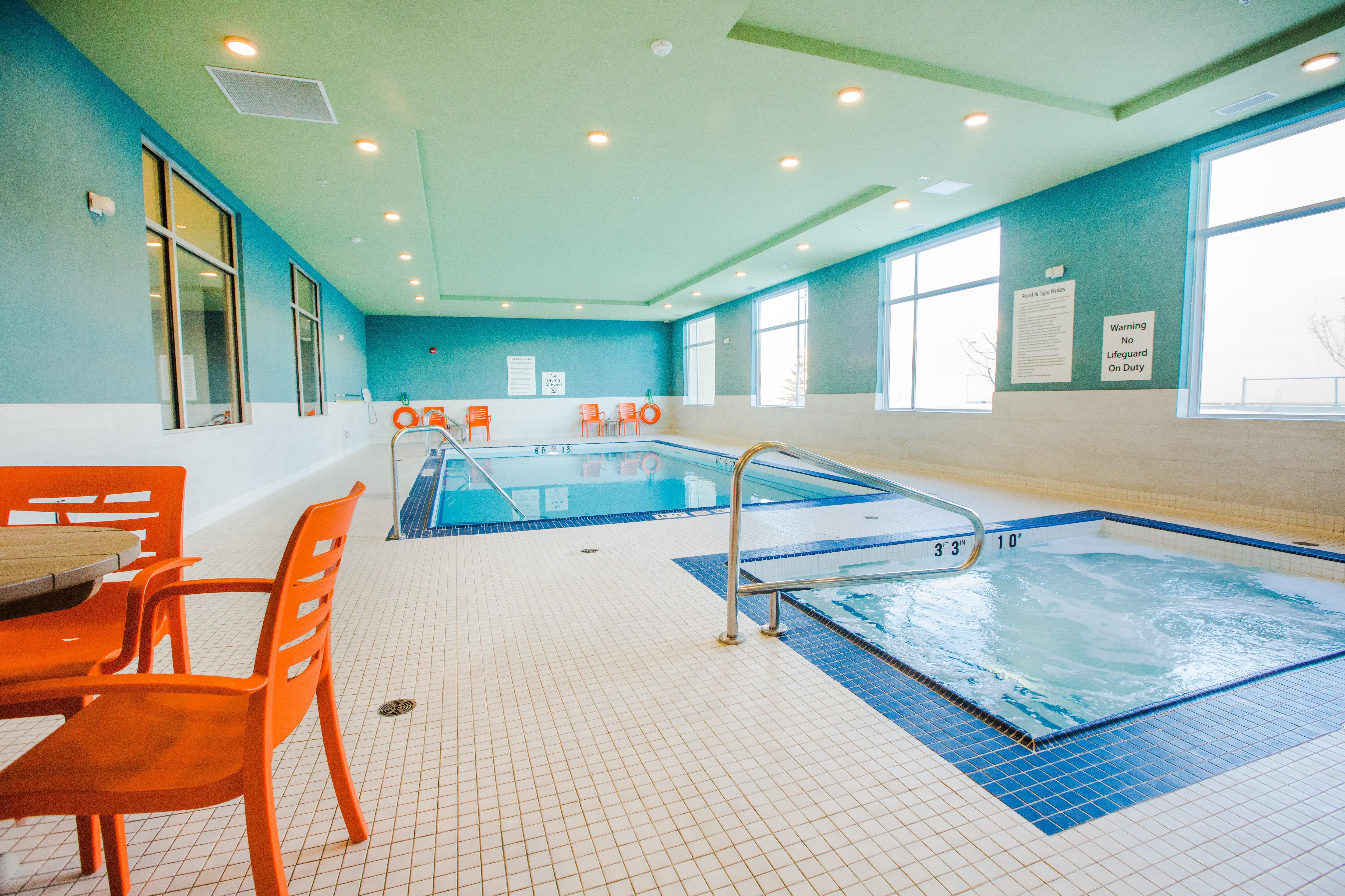 Candlewood Suites West Edmonton - Mall Area By Ihg Exterior foto