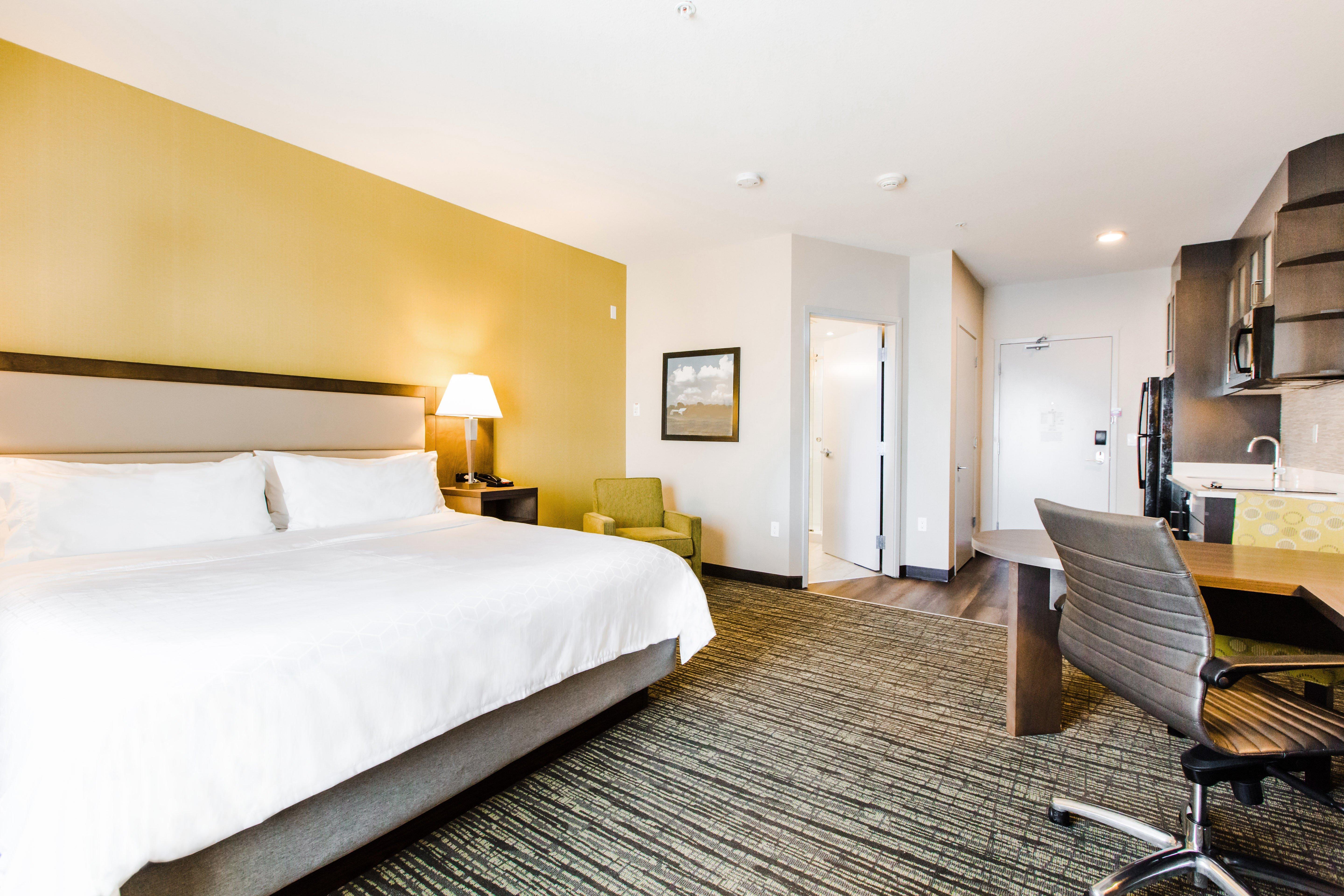 Candlewood Suites West Edmonton - Mall Area By Ihg Exterior foto