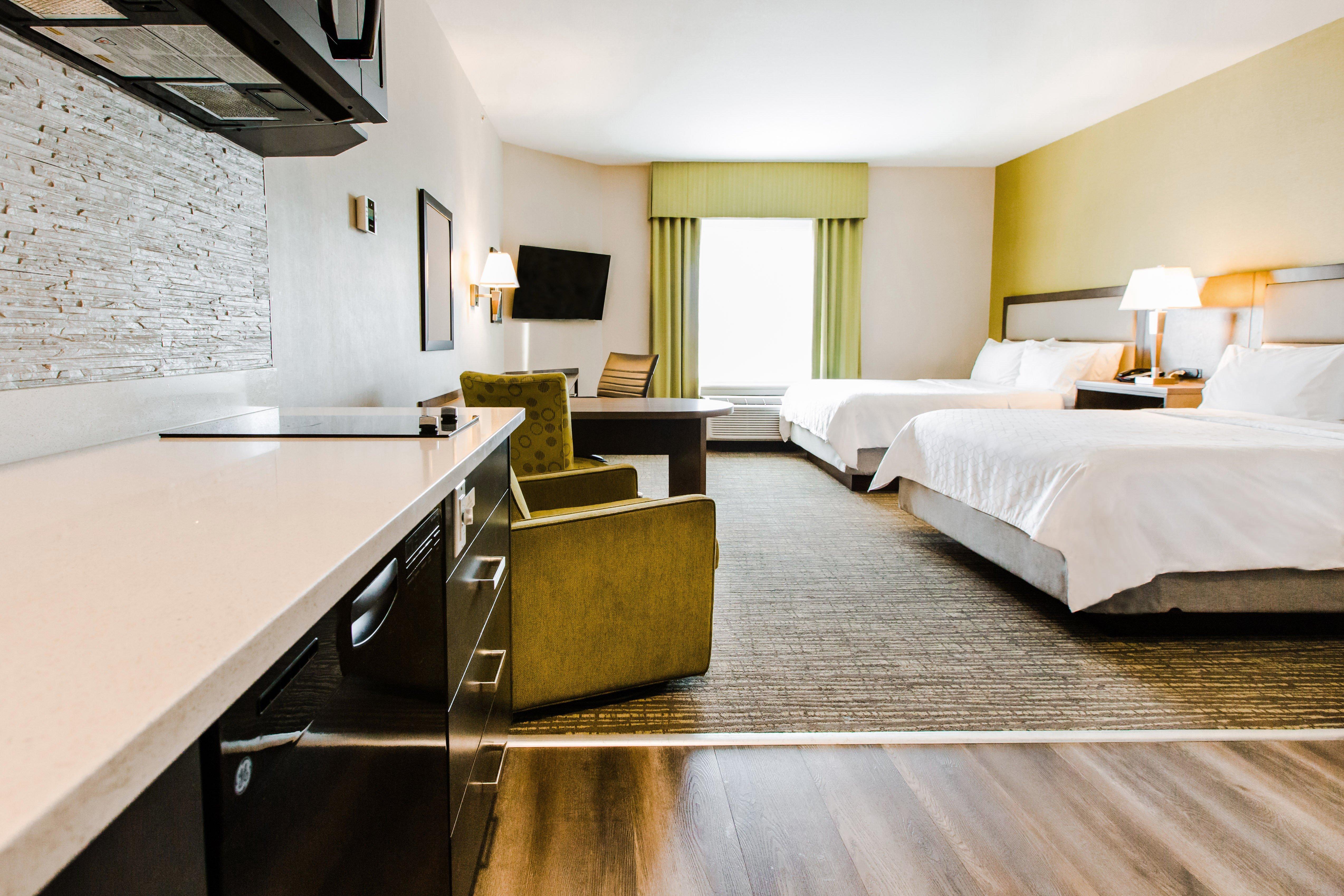 Candlewood Suites West Edmonton - Mall Area By Ihg Exterior foto