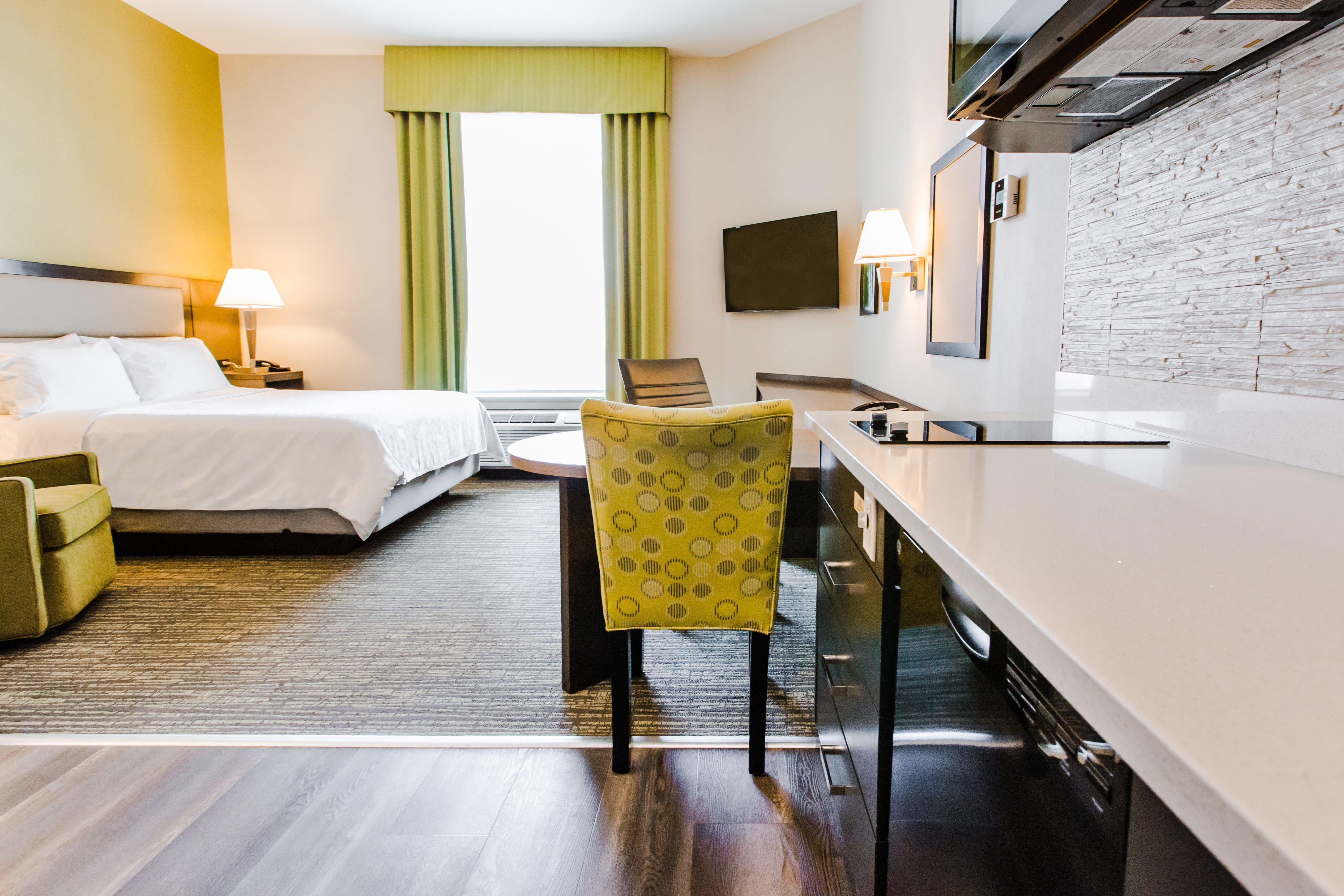 Candlewood Suites West Edmonton - Mall Area By Ihg Exterior foto